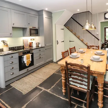 1 Field Foot Semesterbostad *